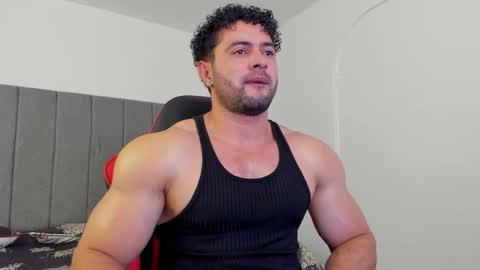 Snapshot of thomas_brandon chatting on September 2025 05:44:02 AM Thomas Brandon online show from September 2025 05:44:02 AM