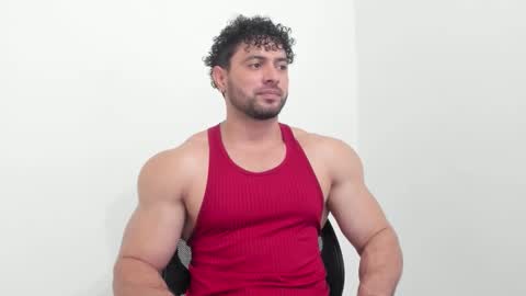 Snapshot of thomas_brandon chatting on October 2025 03:09:02 AM Thomas Brandon online show from October 2025 03:09:02 AM