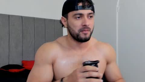 Thomas Brandon online show from December 2025 05:37:01 AM