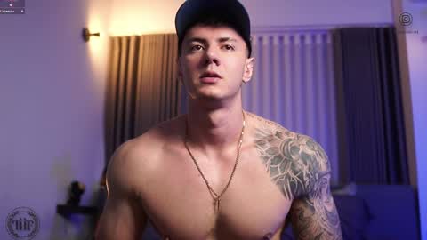 Thomas Falcon online show from October 2025 02:09:02 AM