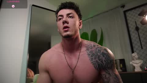 Thomas Falcon online show from March 2026 02:17:02 AM