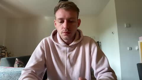 Thomas online show from April 2026 03:21:02 PM