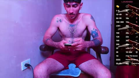 thomas_ks11 online show from October 2025 07:20:02 PM