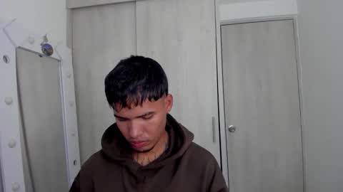 Thomas online show from April 2026 05:01:02 AM