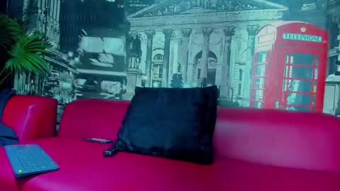 ---Thomas--- online show from January 2025 06:39:01 PM