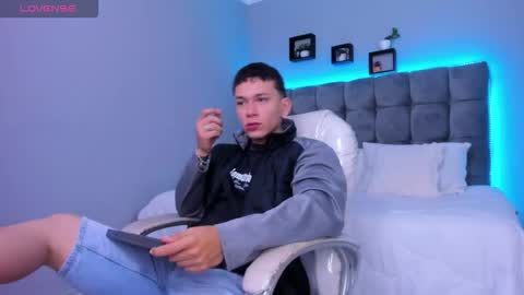 Thomas online show from January 2026 01:04:01 PM