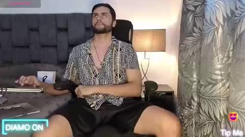 Thomas online show from October 2025 06:32:02 PM