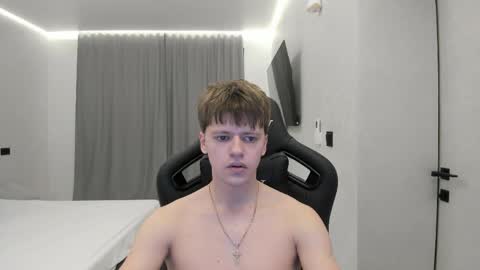 Snapshot of thomas_shelbivip chatting on March 2026 09:05:01 PM Tomas online show from March 2026 09:05:01 PM