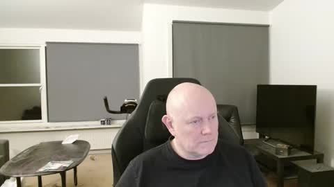 Snapshot of thomash32 chatting on September 2025 07:13:01 PM thomash32 online show from September 2025 07:13:01 PM