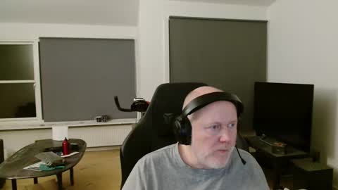 Snapshot of thomash32 chatting on November 2025 07:36:01 PM thomash32 online show from November 2025 07:36:01 PM