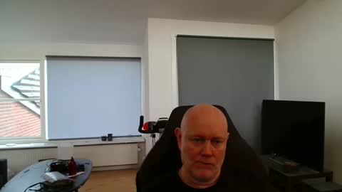 Snapshot of thomash32 chatting on November 2025 08:36:01 AM thomash32 online show from November 2025 08:36:01 AM