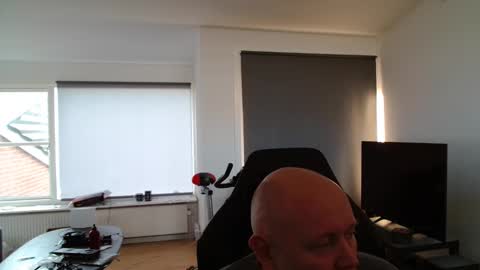 Snapshot of thomash32 chatting on November 2025 01:34:01 PM thomash32 online show from November 2025 01:34:01 PM