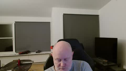 Snapshot of thomash32 chatting on November 2025 08:57:01 PM thomash32 online show from November 2025 08:57:01 PM