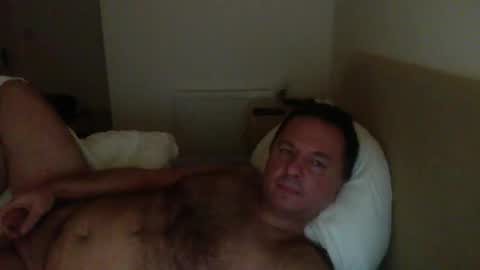 Tom online show from November 2025 10:59:02 PM