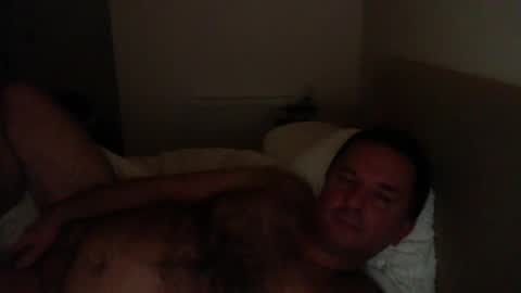 Tom online show from November 2025 10:53:02 PM