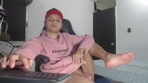 Thomas bender online show from November 2025 07:07:01 AM