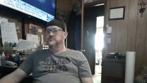 thomcatt66 online show from April 2026 12:25:01 PM