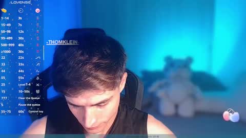 Snapshot of thomklein chatting on September 2025 07:28:02 PM Thom Klein online show from September 2025 07:28:02 PM