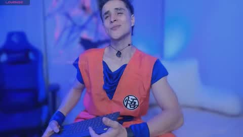 Snapshot of thomklein chatting on October 2025 07:49:01 PM Thom Klein online show from October 2025 07:49:01 PM