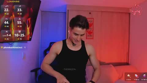 Snapshot of thomklein chatting on February 2026 09:22:02 PM Thom Klein online show from February 2026 09:22:02 PM