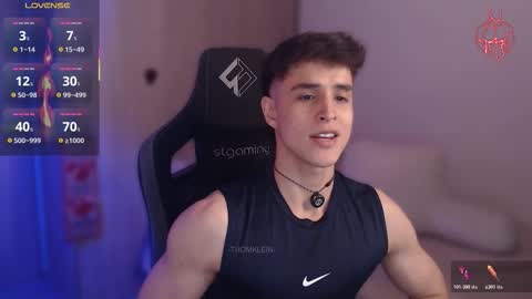 Snapshot of thomklein chatting on February 2026 08:05:01 PM Thom Klein online show from February 2026 08:05:01 PM