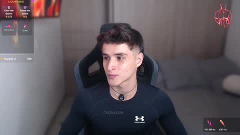 Snapshot of thomklein chatting on March 2026 07:53:02 PM Thom Klein online show from March 2026 07:53:02 PM