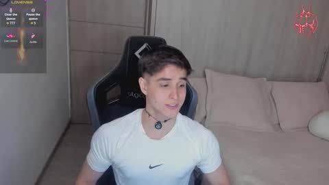 Snapshot of thomklein chatting on March 2026 07:06:02 PM Thom Klein online show from March 2026 07:06:02 PM