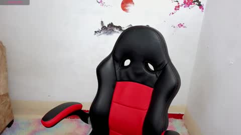 Snapshot of thommy_cute chatting on October 2025 02:10:01 AM Thomas online show from October 2025 02:10:01 AM