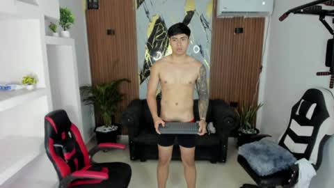 thomson_hot01 online show from April 2026 04:27:01 AM