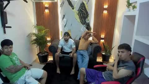 thomson_hot01 online show from May 2026 05:23:02 AM