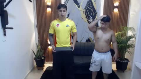 thomson_hot01 online show from May 2026 05:34:02 AM