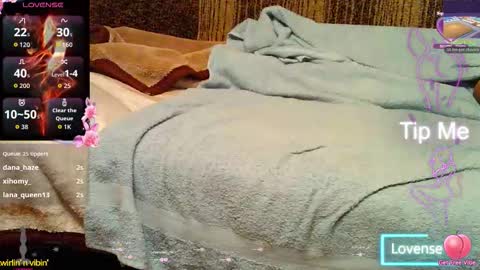 Snapshot of thongsandstockings chatting on September 2025 11:17:01 PM Thongsandstocking online show from September 2025 11:17:01 PM