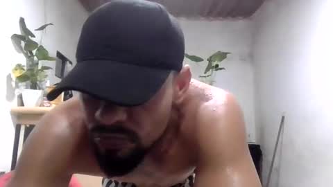 Snapshot of thonybeiio chatting on November 2025 09:59:01 PM thonybeiio online show from November 2025 09:59:01 PM