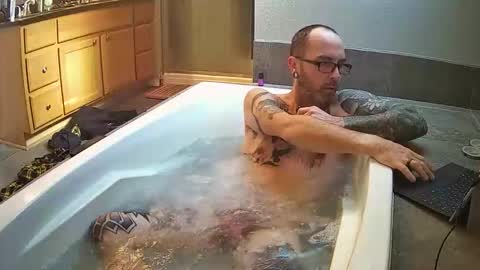 Snapshot of thor1892 chatting on October 2025 05:03:01 PM thor1892 online show from October 2025 05:03:01 PM