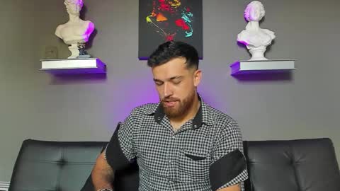 Snapshot of thor_evans chatting on November 2025 09:19:02 PM thor_evans online show from November 2025 09:19:02 PM