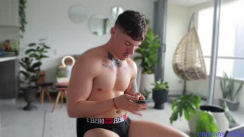 Snapshot of thorclarck_ chatting on February 2025 07:30:01 PM Sebastian online show from February 2025 07:30:01 PM