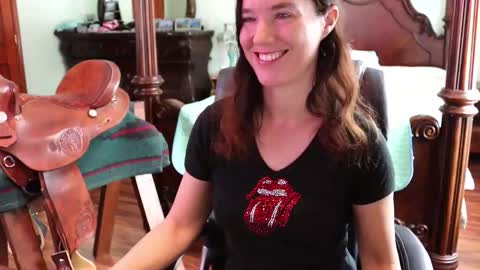 ThornburyRose online show from February 2026 07:18:01 PM