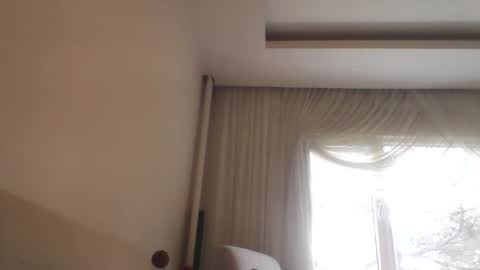 three legs24cm online show from February 2026 07:23:01 AM