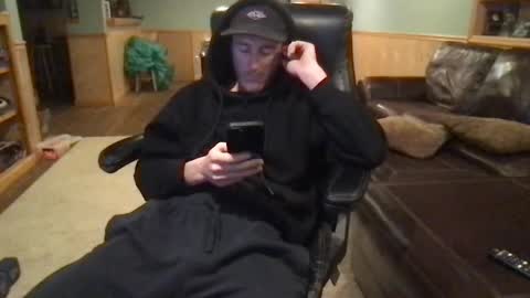 threetwothedome online show from February 2025 05:45:01 AM