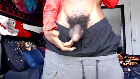 Snapshot of throatchakra chatting on November 2025 04:30:01 PM Opulent Kingdom online show from November 2025 04:30:01 PM