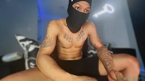 Snapshot of throattaker4l_ chatting on February 2026 09:38:01 AM ThroatTaker4l online show from February 2026 09:38:01 AM