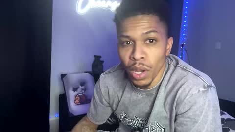 Snapshot of throattaker4l_ chatting on March 2026 02:33:02 AM ThroatTaker4l online show from March 2026 02:33:02 AM