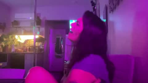 throatyygoat online show from September 2025 02:59:01 AM