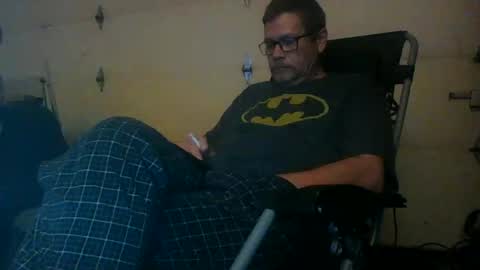 Snapshot of throbber009 chatting on November 2025 12:27:02 PM Throbber online show from November 2025 12:27:02 PM