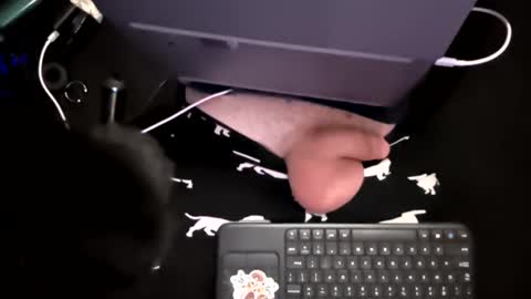 thunder8u42 online show from September 2025 09:36:02 AM