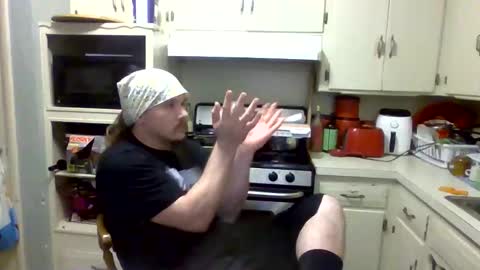 thunder8u42 online show from October 2025 07:32:01 AM