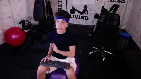 Snapshot of tiam_muller chatting on October 2025 03:28:02 AM Tiam Muller online show from October 2025 03:28:02 AM