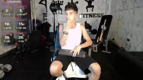 Snapshot of tiam_muller chatting on November 2025 03:49:01 AM Tiam Muller online show from November 2025 03:49:01 AM