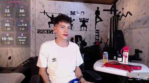 Snapshot of tiam_muller chatting on December 2025 04:07:02 AM Tiam Muller online show from December 2025 04:07:02 AM