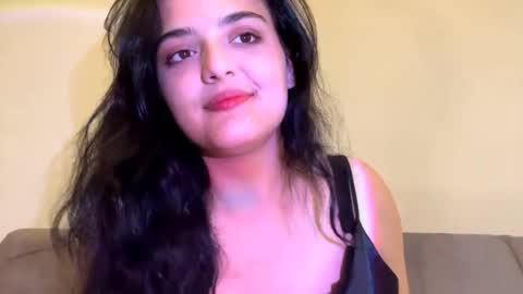 Snapshot of tiameakin chatting on October 2025 07:30:01 AM Mary online show from October 2025 07:30:01 AM